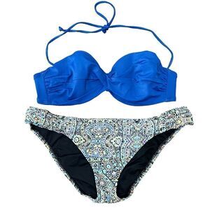 Victoria’s Secret 36B Large Blue and Paisley‎ Print Bikini Twist Front Rutched